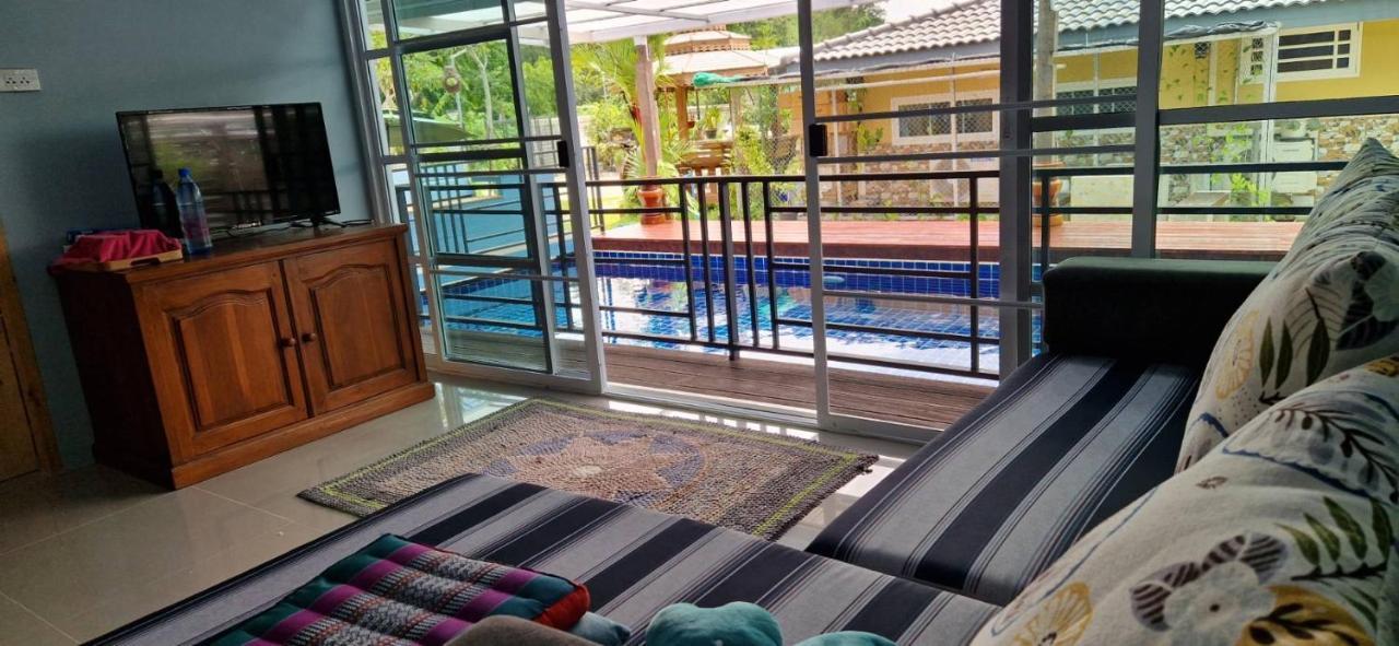 Mana Pool House Bed & Breakfast Chiang Rai Bagian luar foto